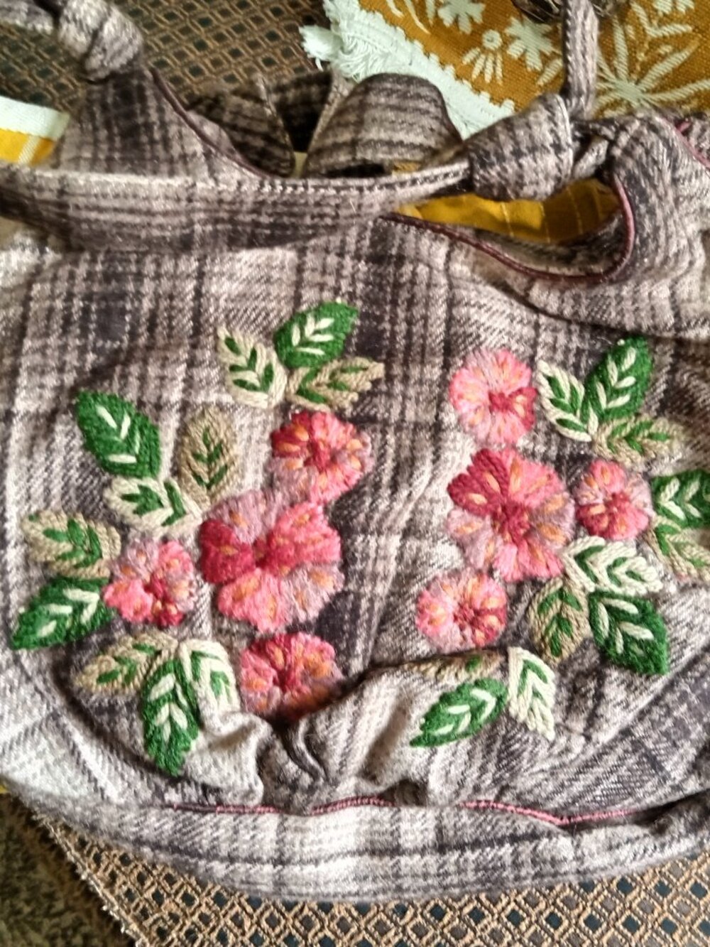 CUTE WOOL SHOULDER PURSE